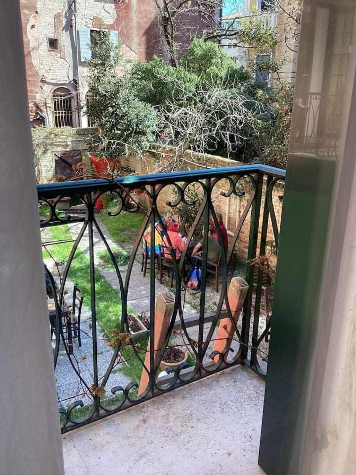 Venezia Naturalmente Rum bild
